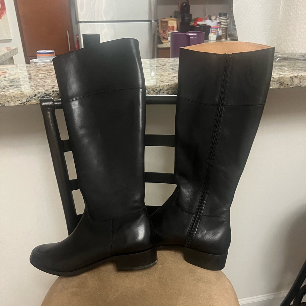 Women's Black Leather Winter Boots